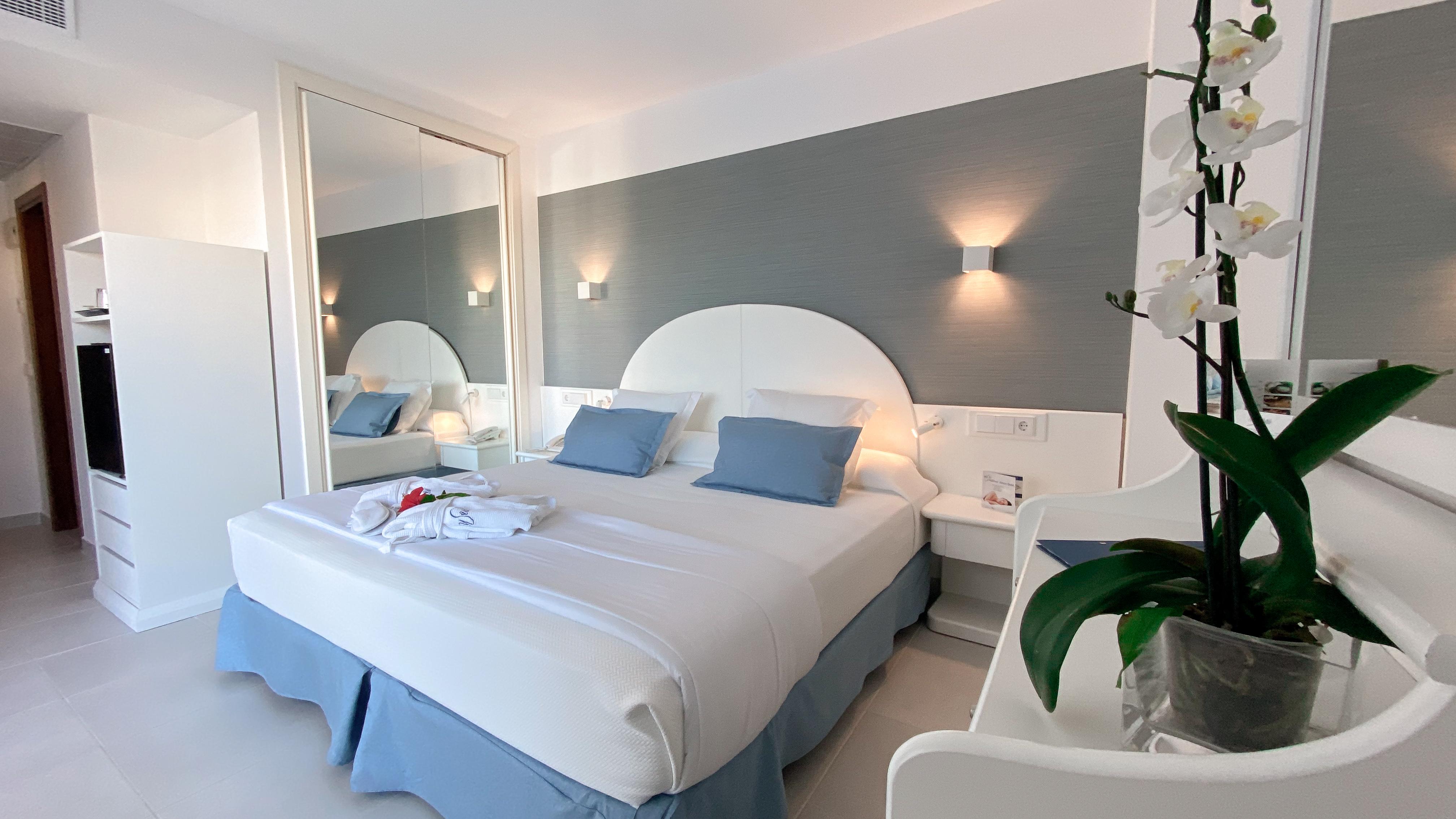 Reverence Life Hotel - Adults Only Santa Ponsa Εξωτερικό φωτογραφία